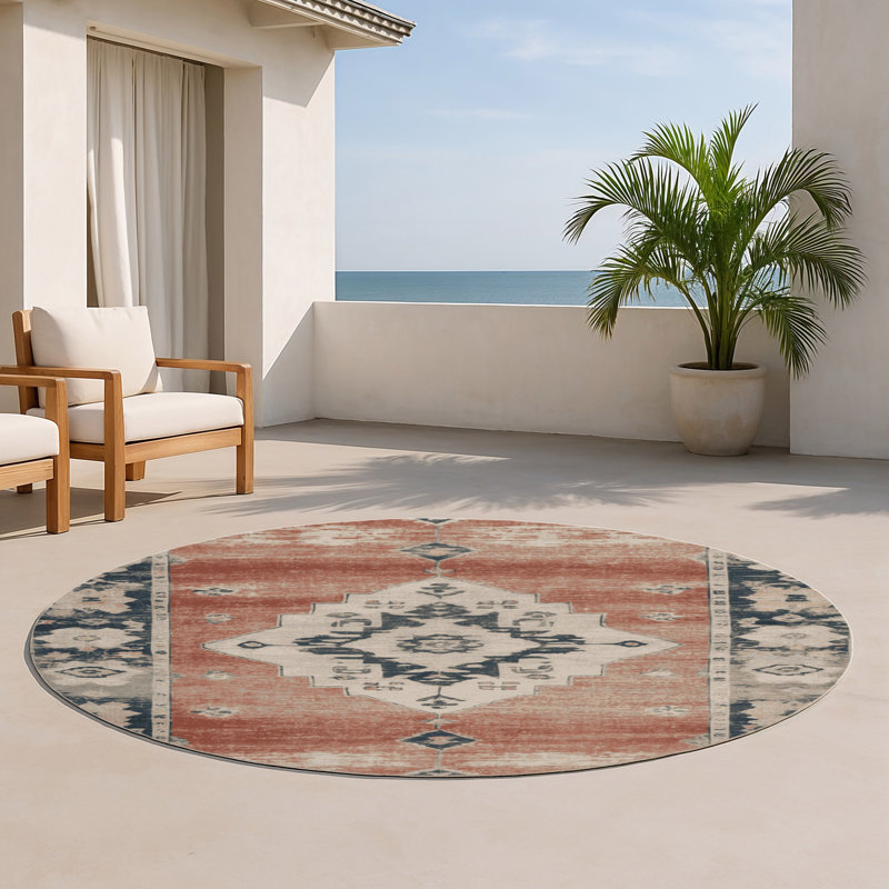 Overdyed Gray Indoor and Outdoor Area Rug, Round 5'
