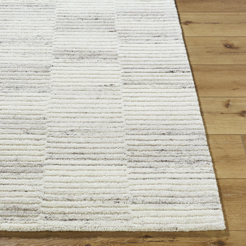 Mari Global Hand Tufted Area Rug, Rectangle 2' x 3'