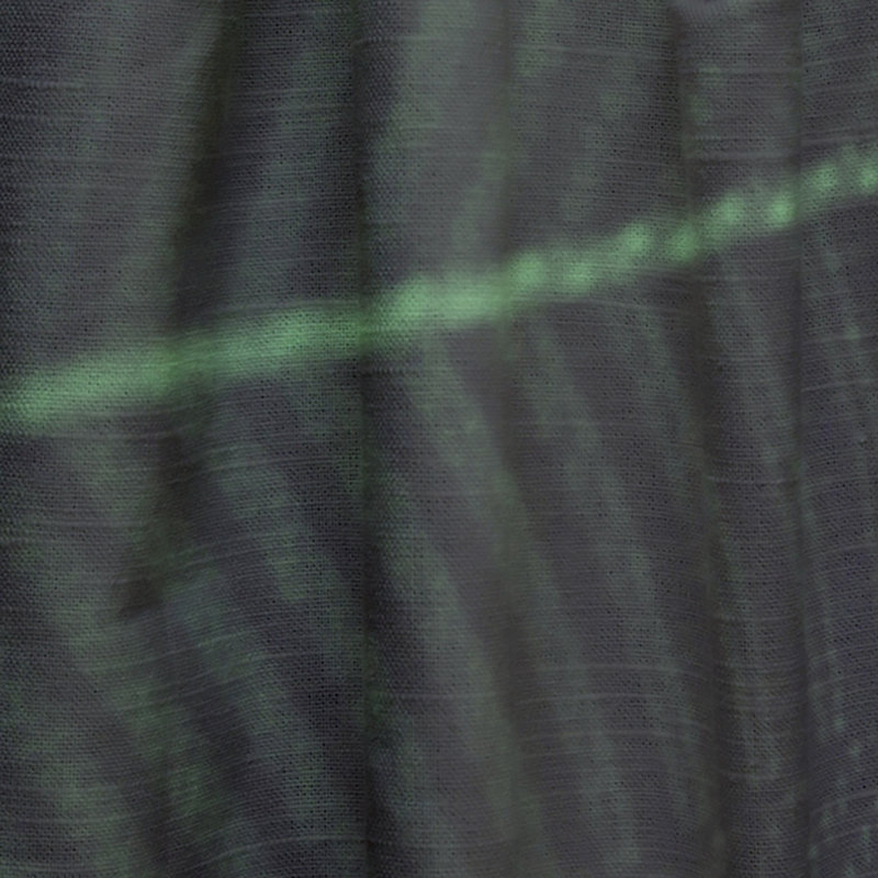 Tissu en soie vert foncé avec une fine rayure blanche - Rideau en velours traditionnel - 1 panneau, L 52 po x L 63 po