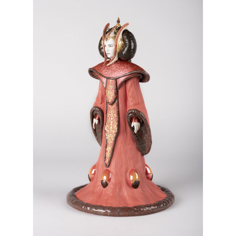 Queen Amidala in the Throne Room Statue