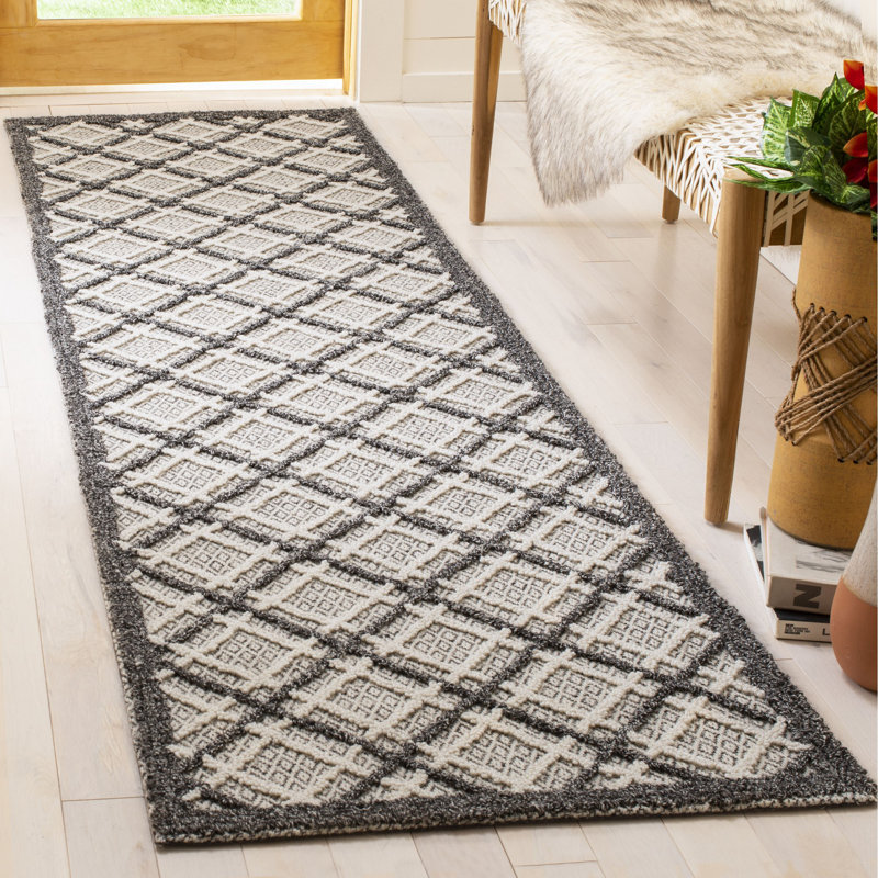 Saranac Trace Hand Tufted Wool Geometric Rug, Runner 2'3" x 8'