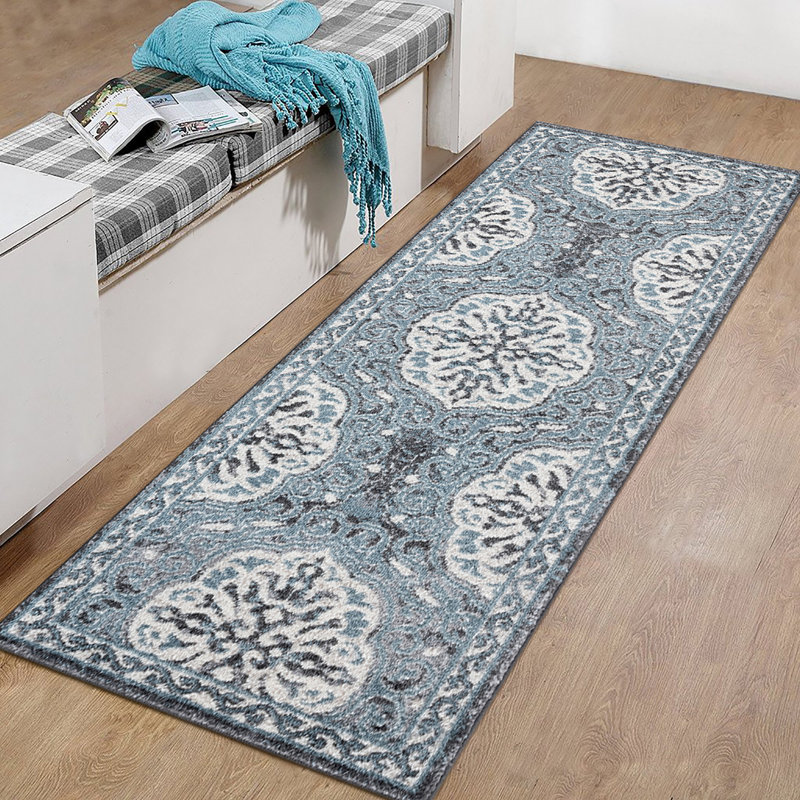 Honig Traditional Medallion Low Pile Performance Area Rug, Rectangle 2' x 6'