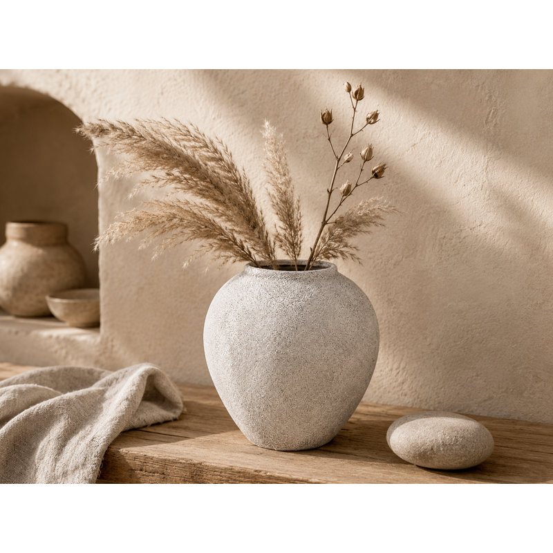 Adva Ceramic Vase with Matte Finish