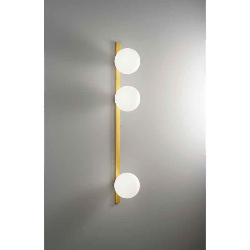 Alfee Wallchiere