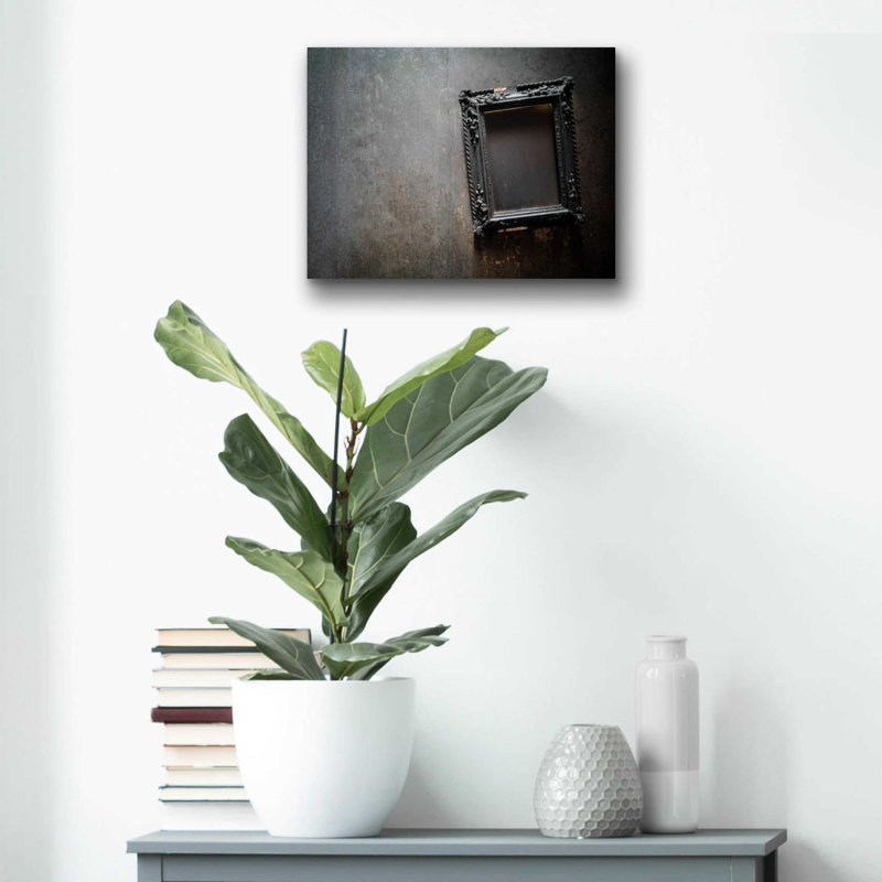 «Burned Frame» par Roman Robroek, art mural en verre acrylique, H 12 po x l 16 po x P 0,13 po