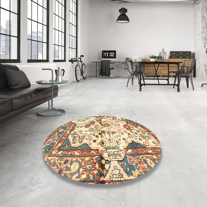 Oriental Indoor Rug, Round 4'