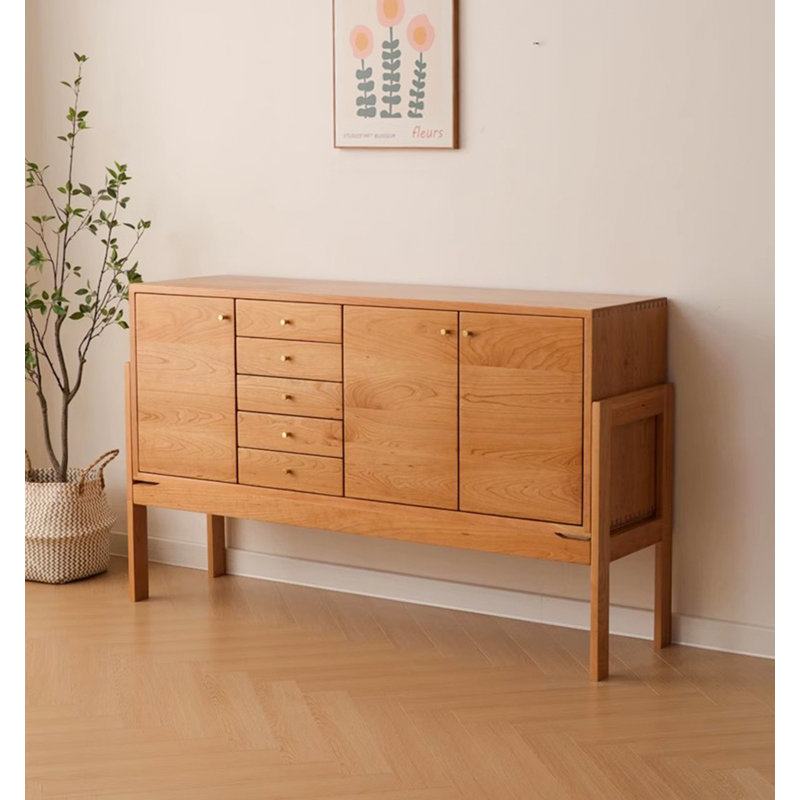 Buffet en cerisier de style scandinave
