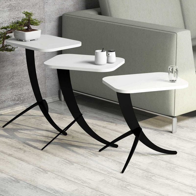 Tables gigognes 3 pieds
