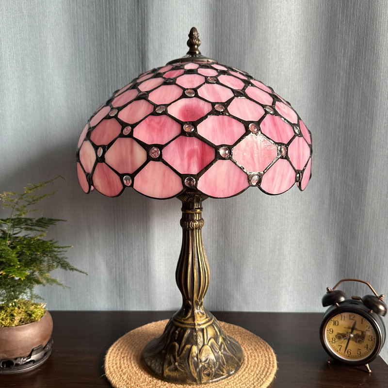 Lampe de table en métal Tiffany