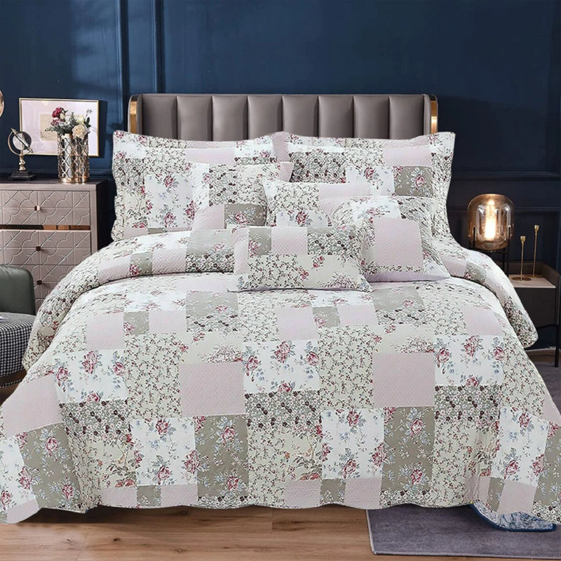 Polyester Patchwork Bedspread with Pillow Shams Included, King Bedspread + 2 Standard Shams