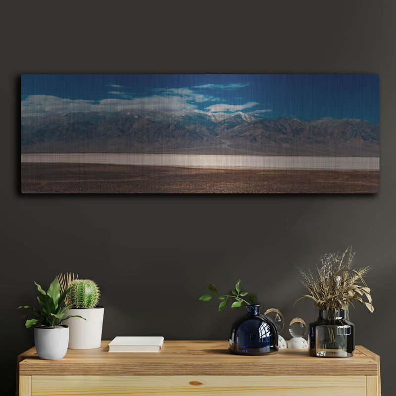 «Vallée de la mort - Badwater Basin Panorama 3» par Epic Portfolio, art mural en métal, 36 po x 12 po, H 12 po x l 36 po