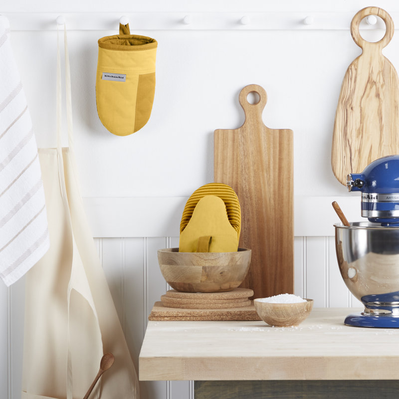KitchenAid Beacon Mini 2-Piece Oven Mitt, Yellow, 8"