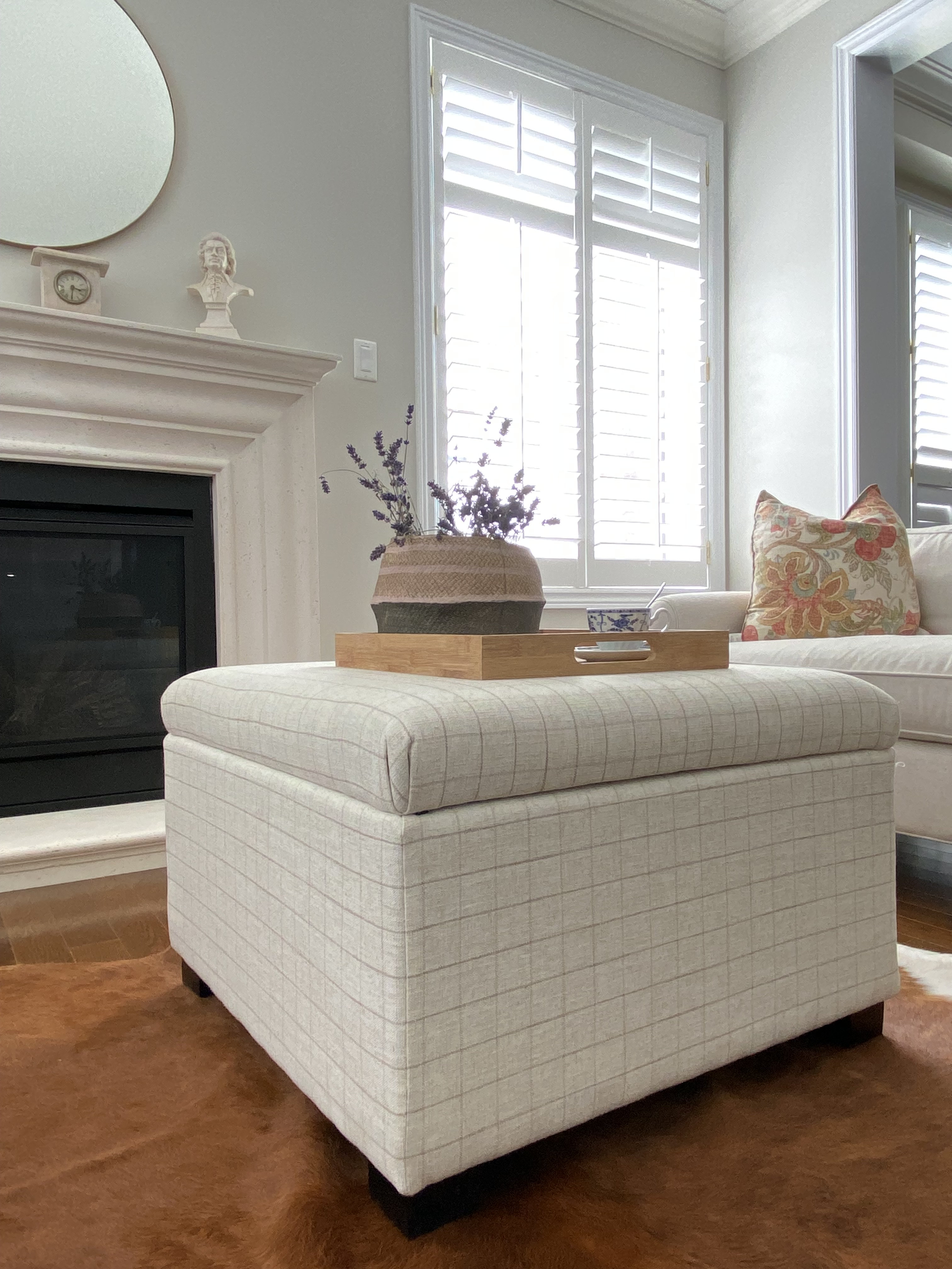 Hokku Designs SEAT4U Damber Livingroom Upholstered Storage Coffee Table