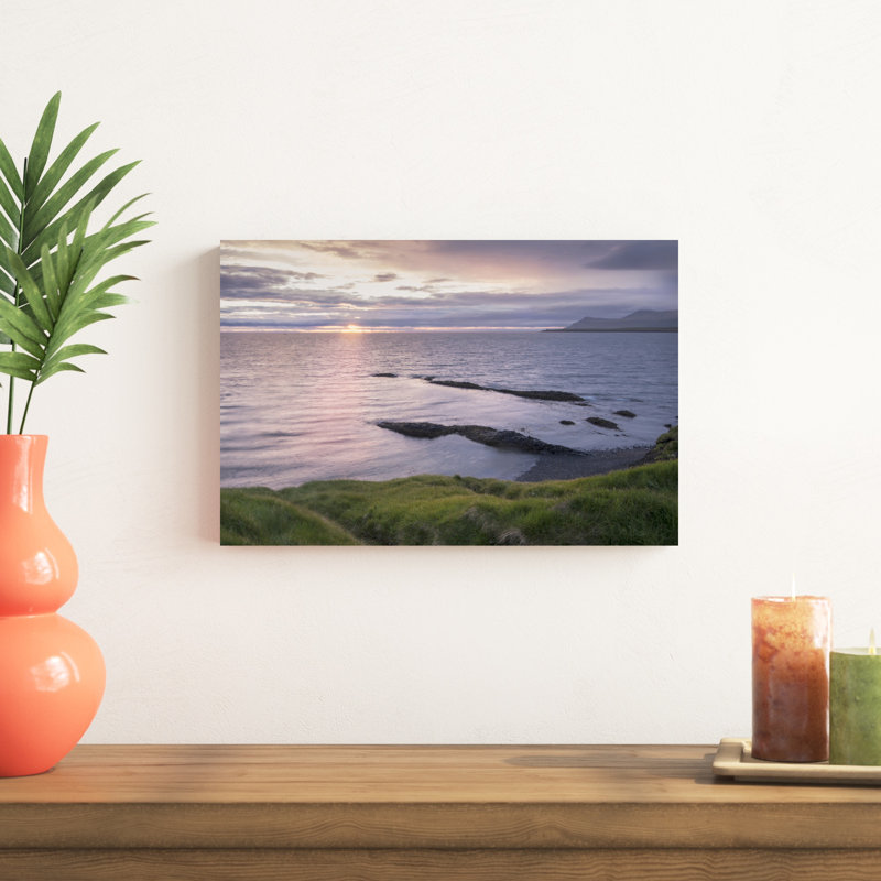 Un lever de soleil simple, H 12 po x l 18 po x P 1,25 po