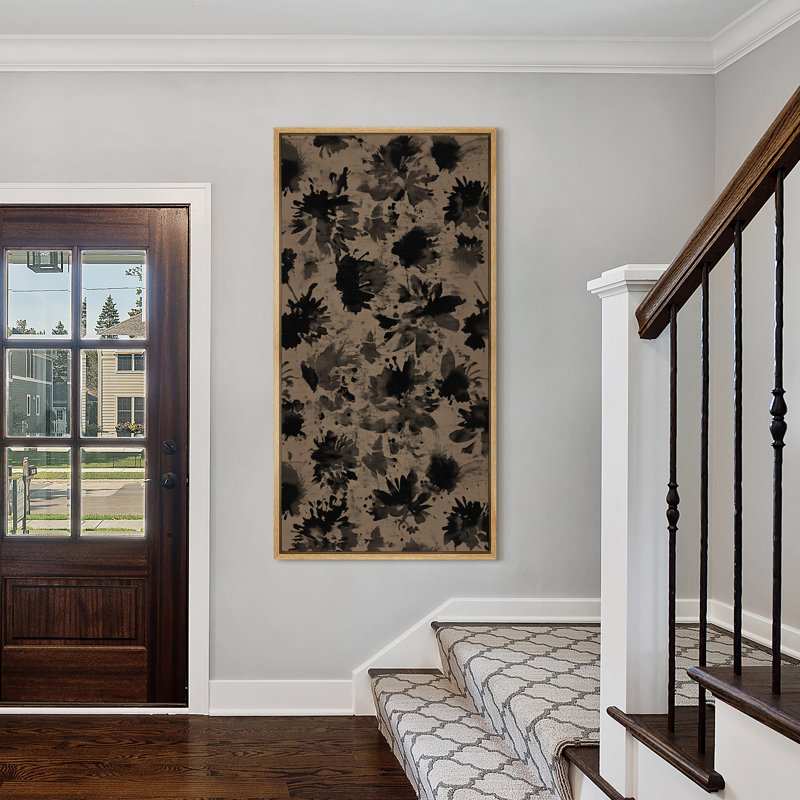 Motif floral moderne à l'encre moderne - motif abstrait botanique noir et taupe - grande impression encadrée sur toile de la chambre principale