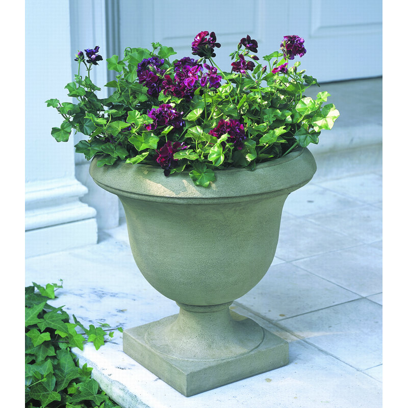 Pot de fleurs urne en pierre Litchfield, Vert