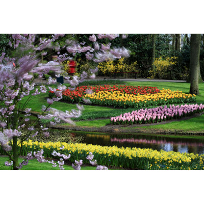 " Keukenhof Flower Gardens "
