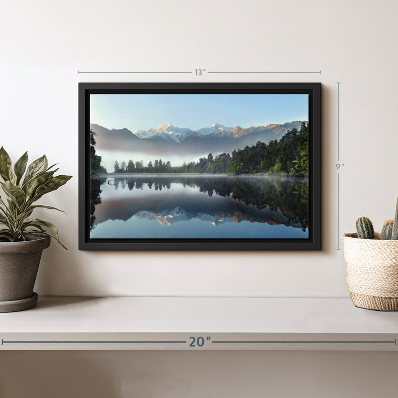 Nature "Réflexion du lac Matheson", H 13 po x l 9 po