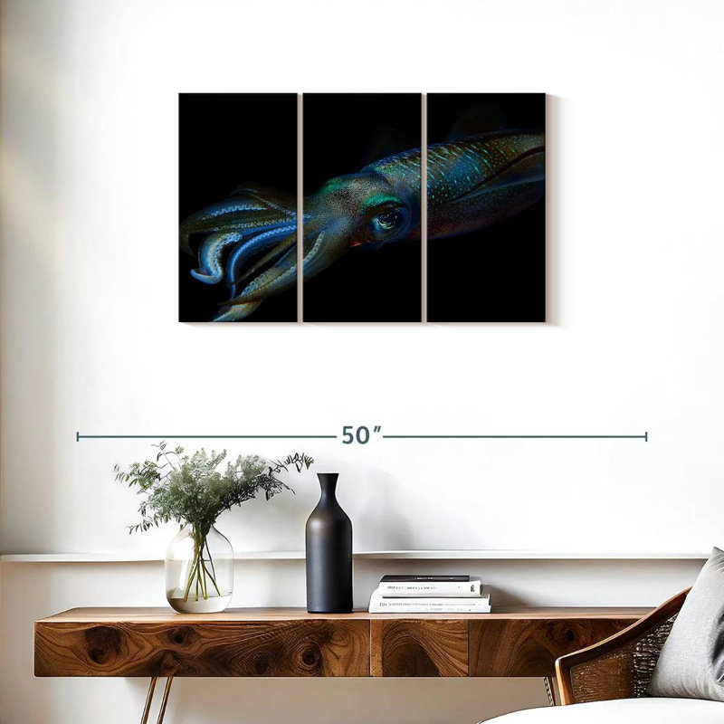 Bigfin Reef Squid, 20" H x 33" W