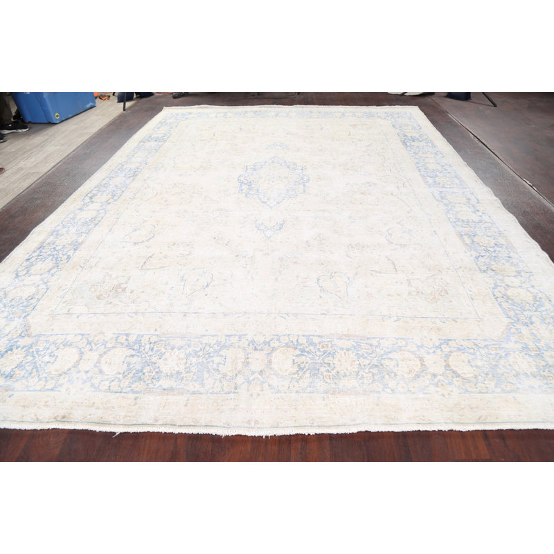 Tapis traditionnel délavé discret 10 x 13