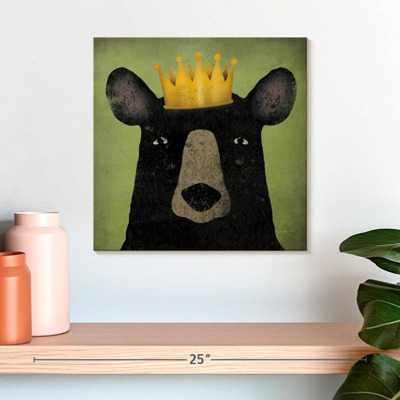 Brampt l'ours noir avec couronne