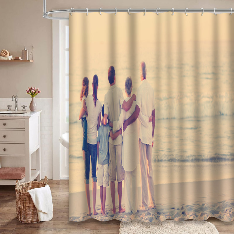 Rideau de douche Beautiful Family Beach, L 72 po x l 78 po