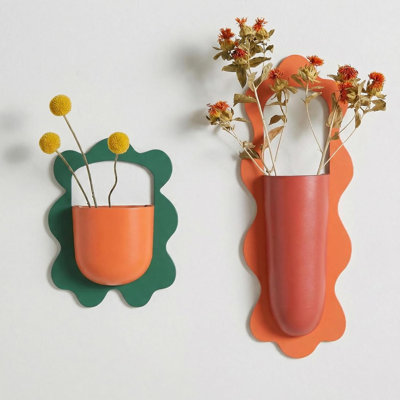 Metal Wall Planters Set of 2, Retro Wavy-Edge Hanging Vases