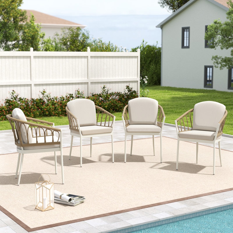 Chaise de patio en osier avec coussins Silvie