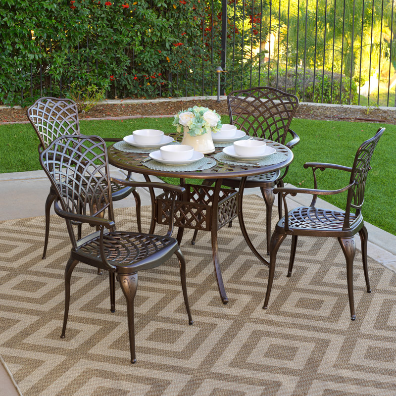 Cynthy 4 - Person 41" Cast Aluminum Patio Furniture Outdoor Dining Set