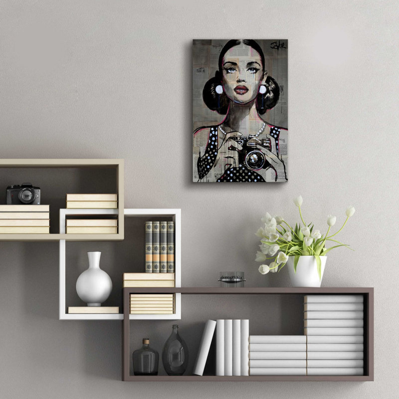 «Exposure» par Loui Jover, art mural en verre acrylique, H 24 po x l 16 po x P 0,2 po