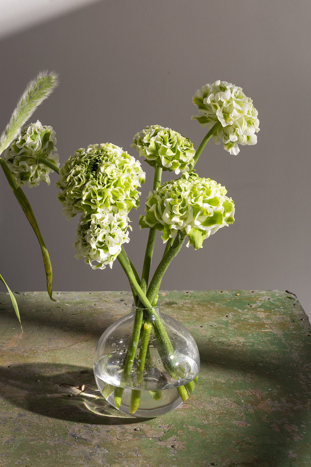 Eske 5.75'' Handmade Glass Table Vase