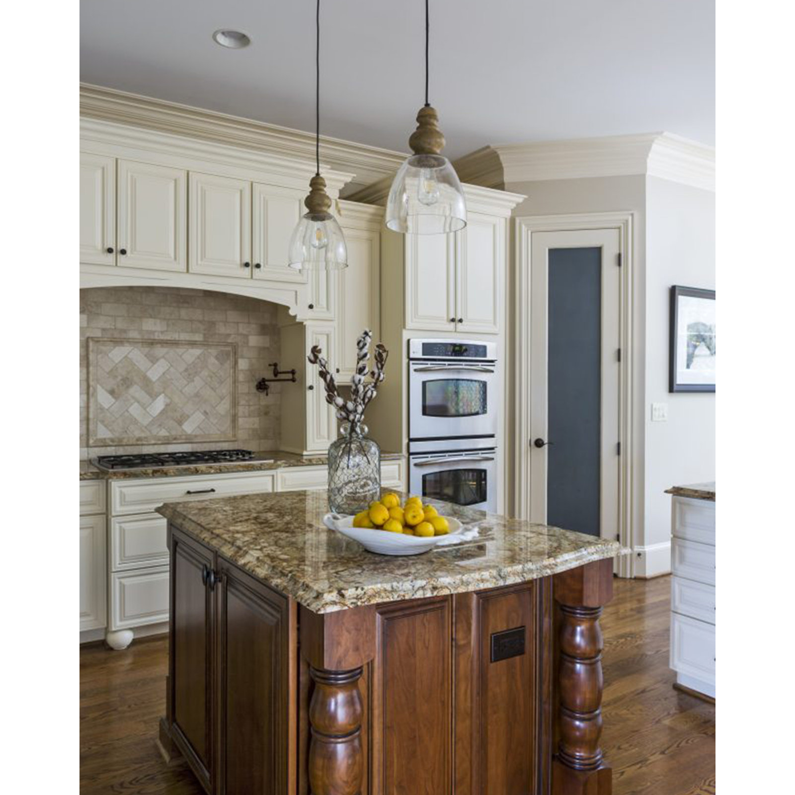 Single Light Glass Steel Dimmable Pendant