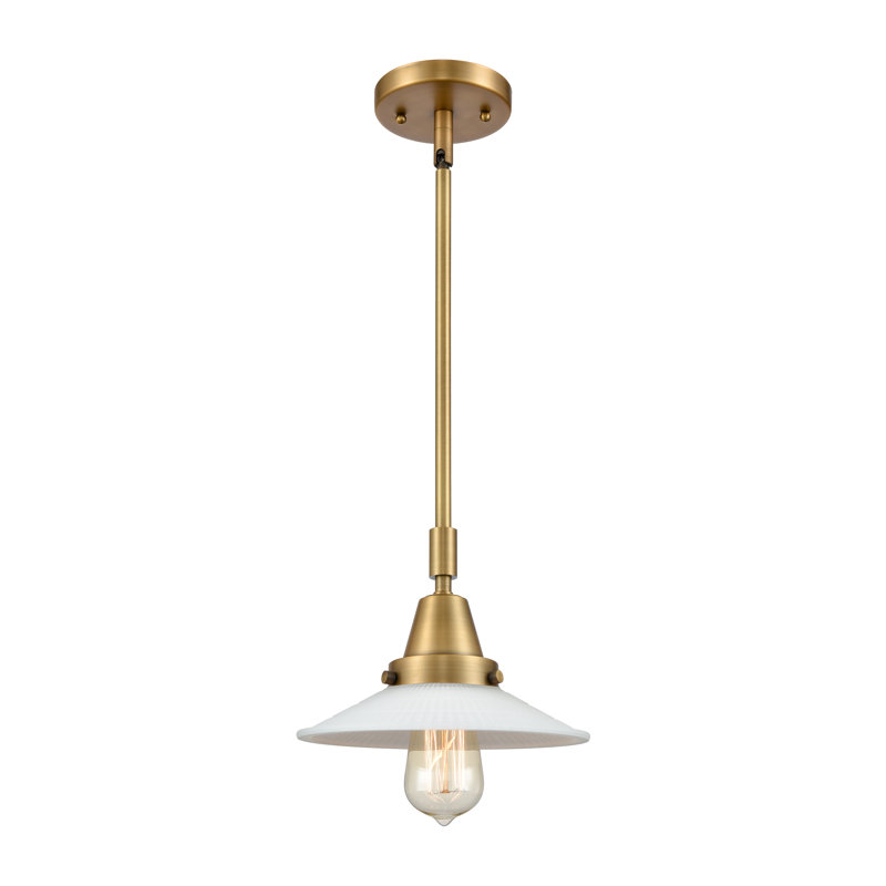 Luminaire suspendu conique à 1 lumière Cahaba, Halophane blanc mat, DEL, Laiton brossé