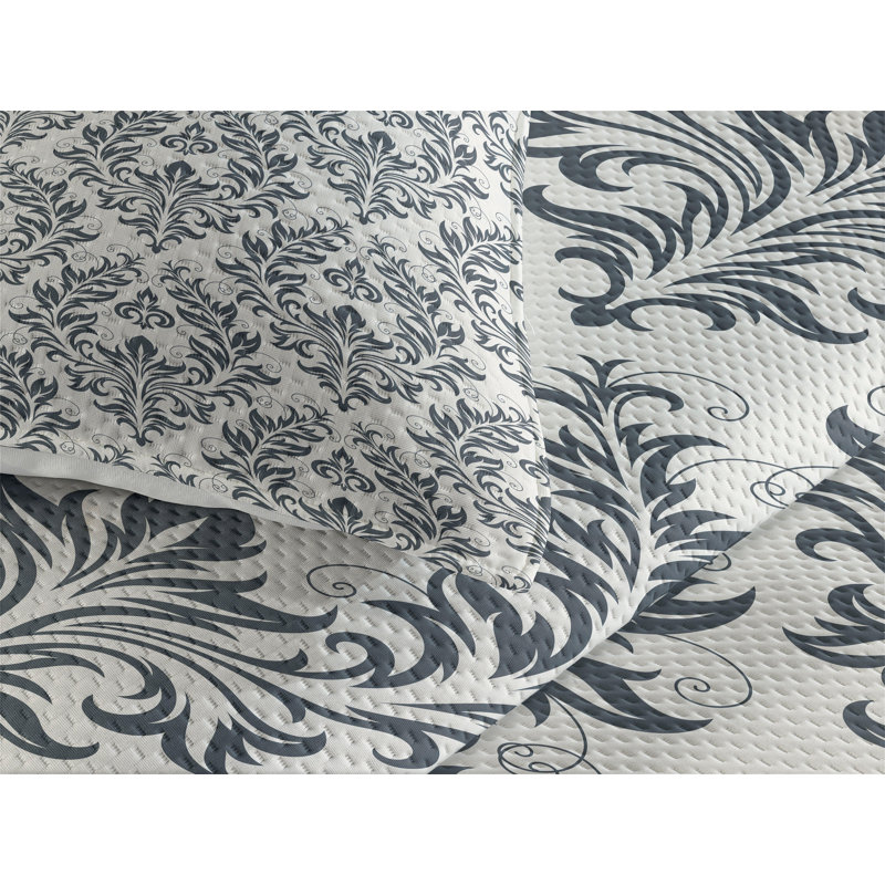 Motifs Polyester Damask Coverlet