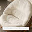 Chaise berçante moderne et luxueuse en suède