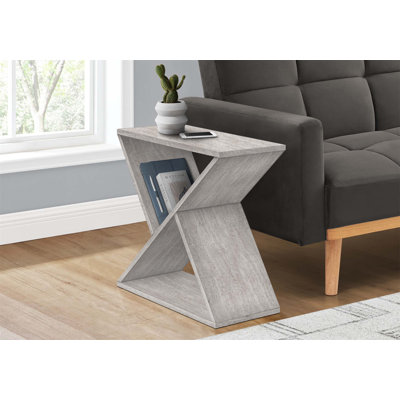 Table d'appoint contemporaine en placage étroit, pour les petites chambres et les salons, avec casier incliné et tablette inférieure.