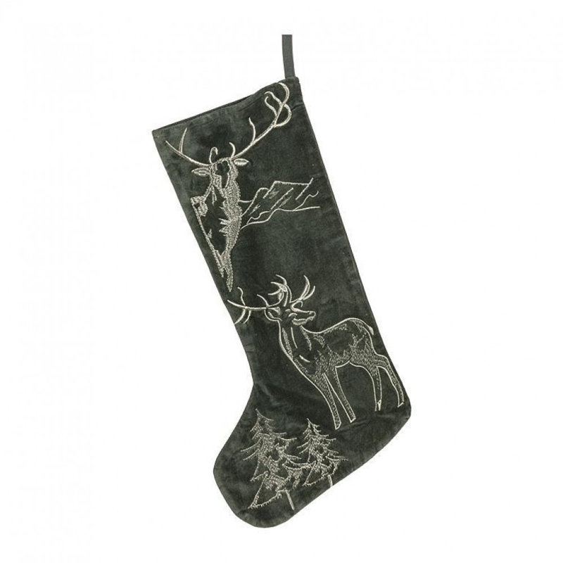 Cerf et bas de forêt