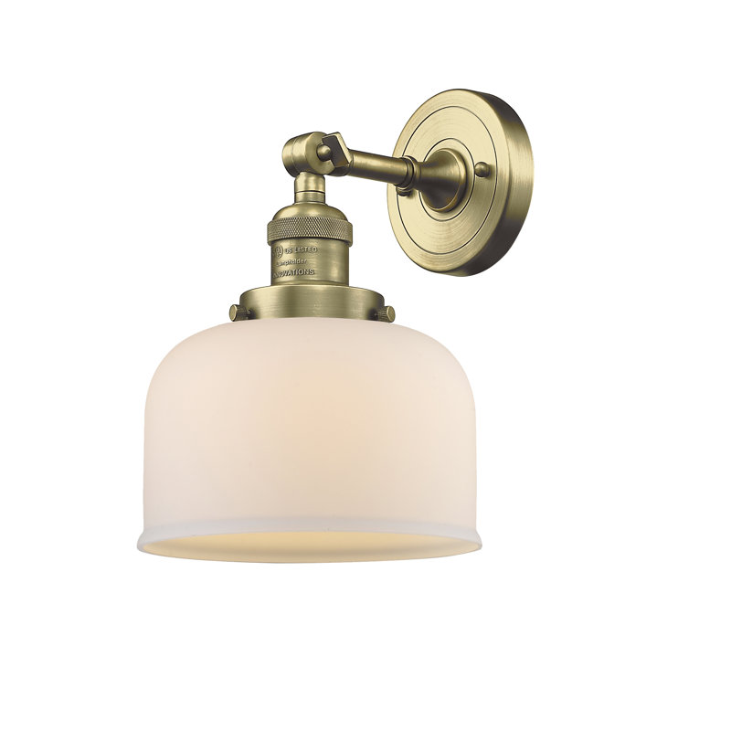Applique murale 1 lumière 8 po Bell, Ampoule à DEL rétro de 6 watts, Boîtier blanc mat, Laiton antique