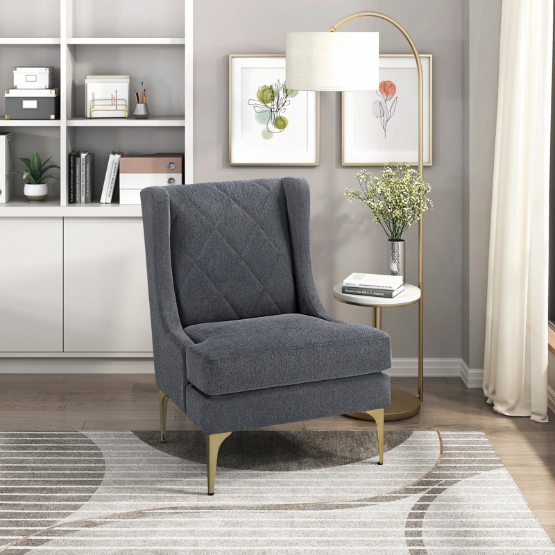 Luxueux fauteuil d'appoint à oreilles avec un confort exceptionnel et un design élégant, parfait pour les intérieurs modernes et classiques