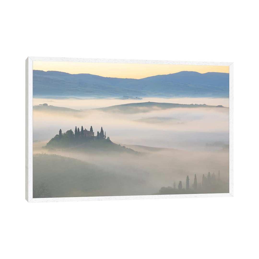 From The Mist, Tuscany, Italy von Jim Nilsen - Galerie-umwickelte Leinwand Giclée auf Leinwand