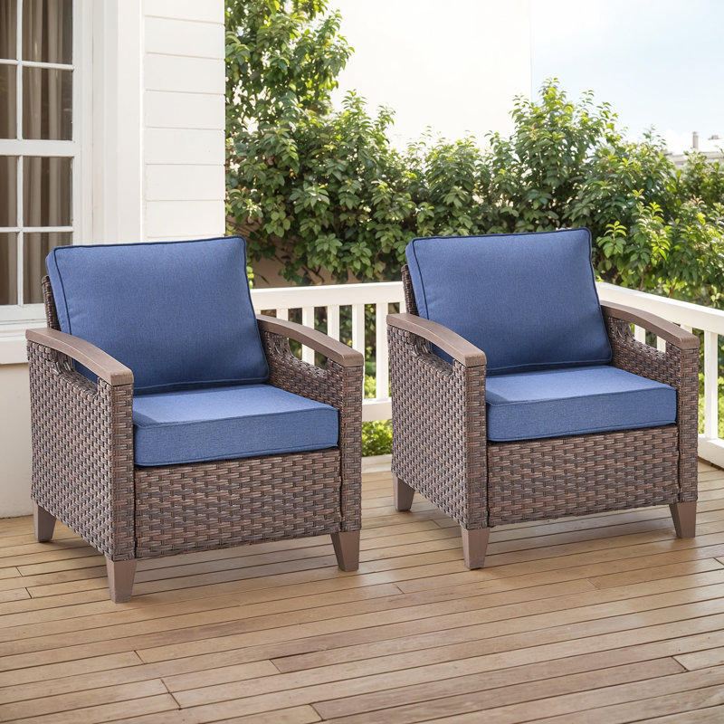 Chaises en osier toutes saisons Arundel avec coussins de 4 pouces (ensemble de 2), Bleu