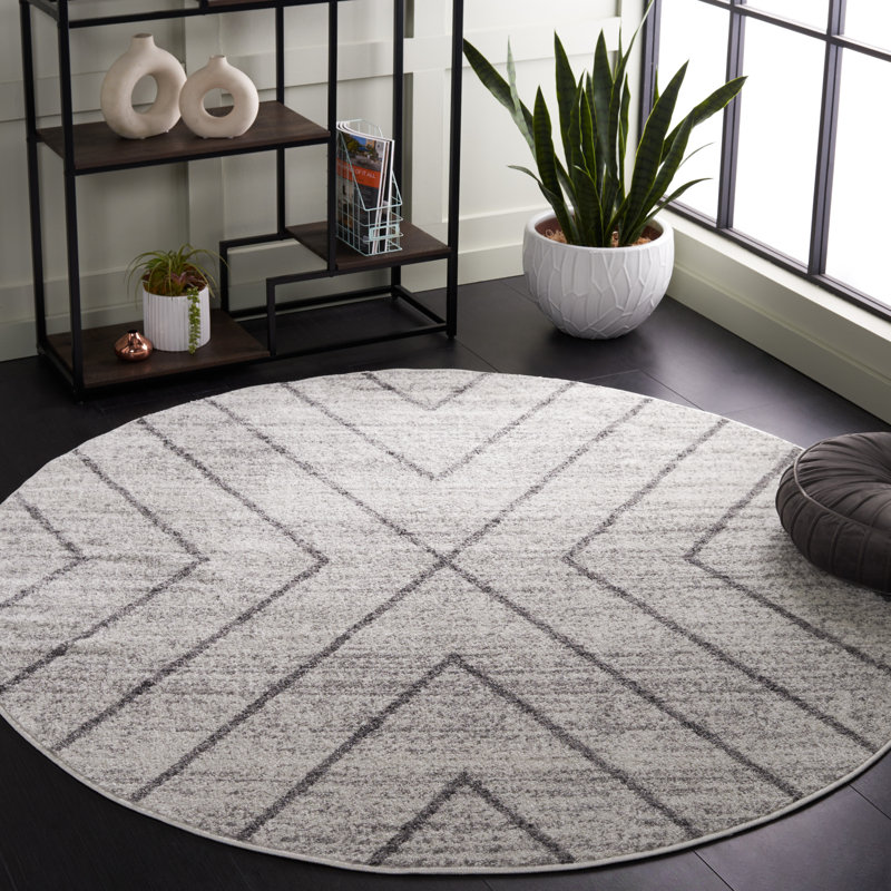 Janzen Performance Geometric Rug, Round 6'