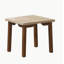 Ensemble de 3 tables basses beiges et brunes et 3 tables de bout
