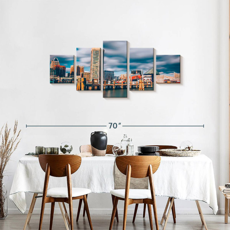 Senne Maryland, 24" H x 55" W