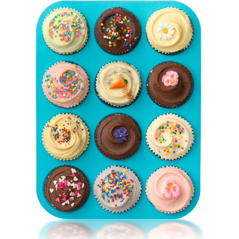 Belfry Kitchen Wasdale Non-Stick Silicone Muffin Pan with Lid