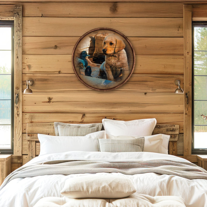 Panneau mural rond en bois « Out Numbered & Surrounded » (53 cm)