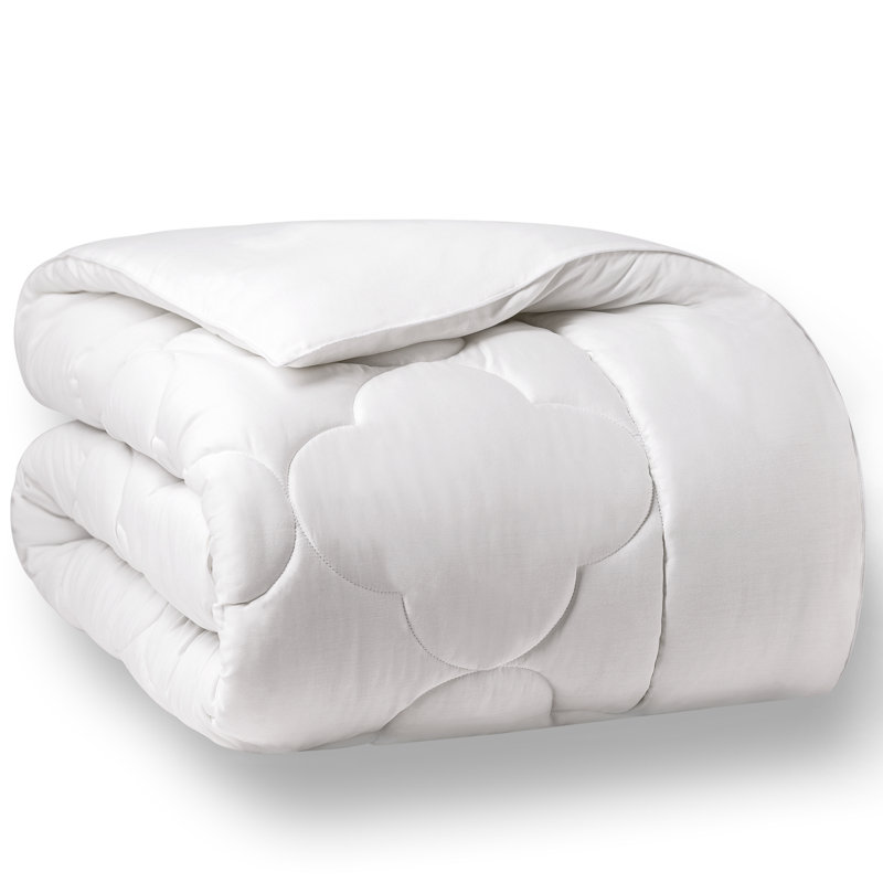 Lampkins All Season Billowy Clouds Quilted Down Alternative Cotton Comforter, Queen