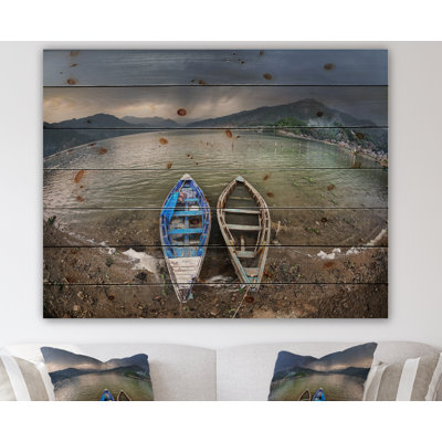 Deux bateaux près du lac Pokhara - Bateau - reproduction de photo
