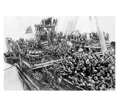 « world war one troop ship », reproduction de photo