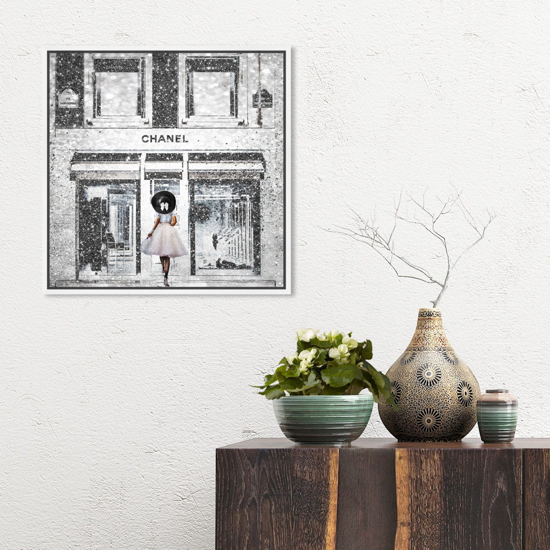 " Queen Of The Store Caramel " Oliver Gal Prints 